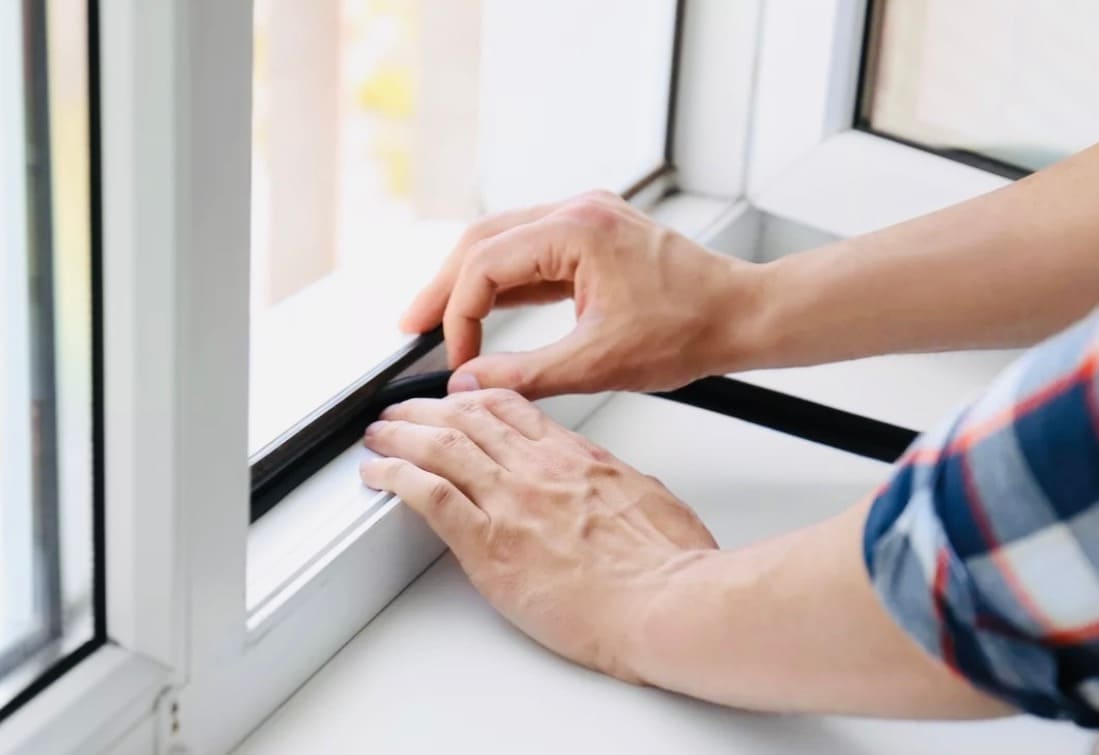 Як змащувати пластикові вікна