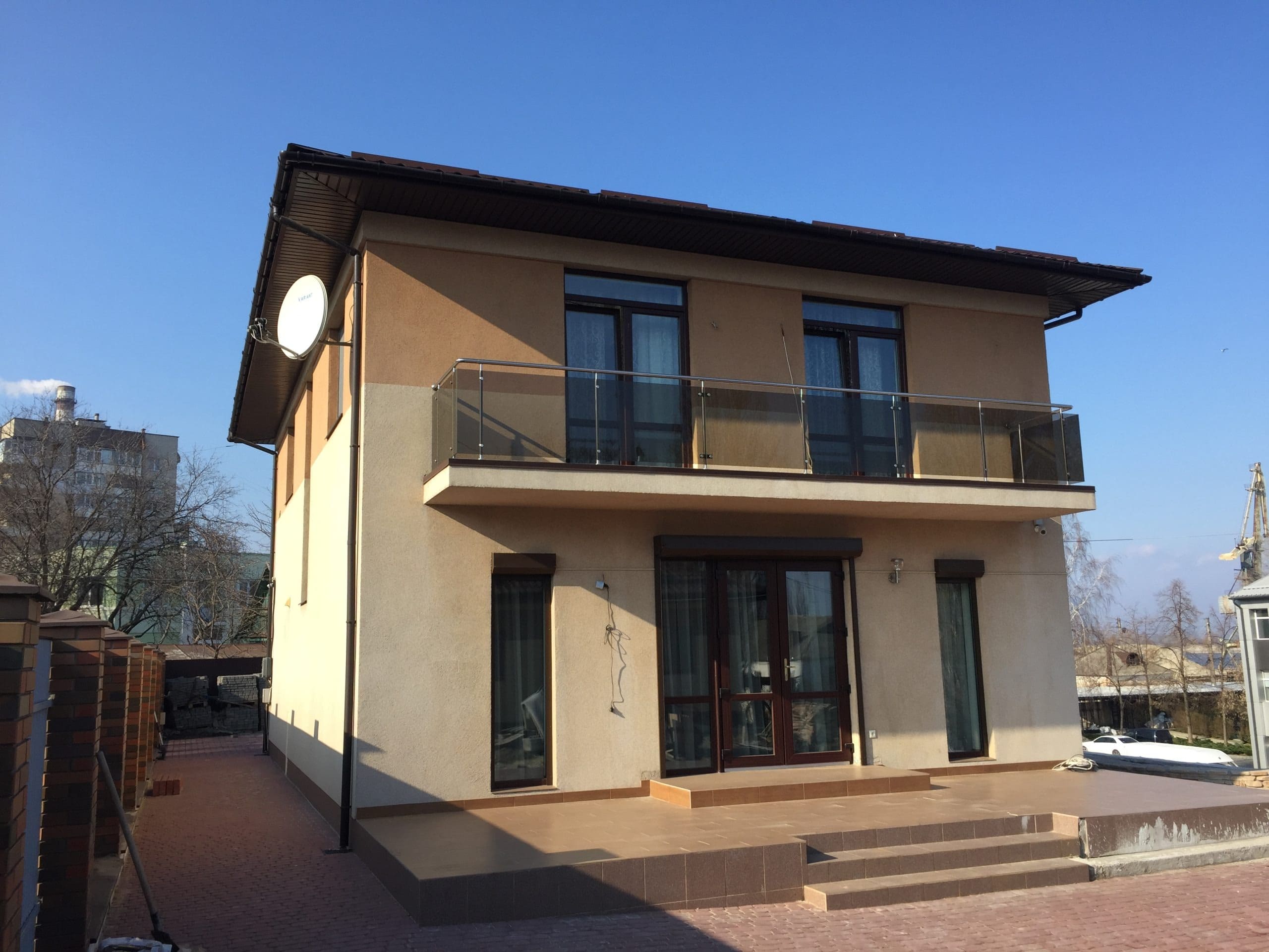 Как установить балконные двери?