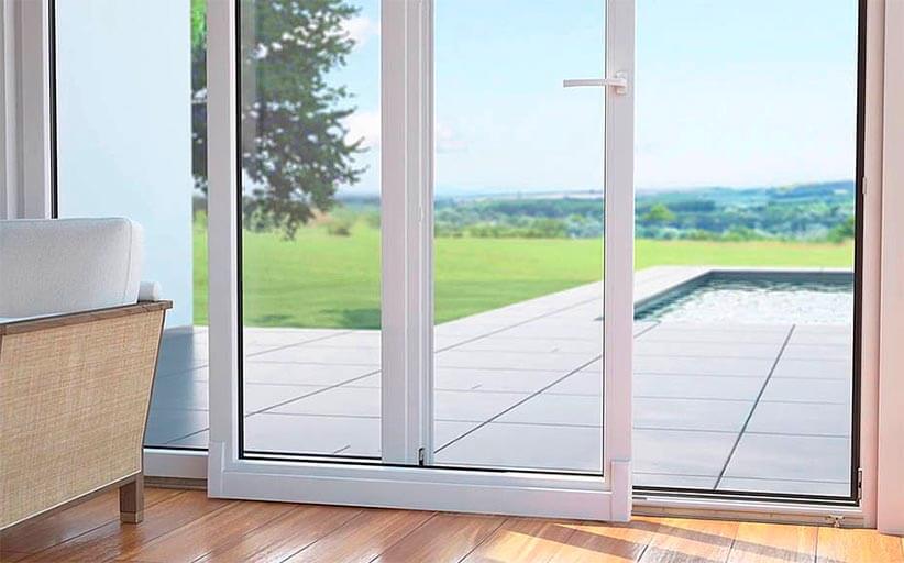 Раздвижные окна пластиковые для частного дома и коттеджа